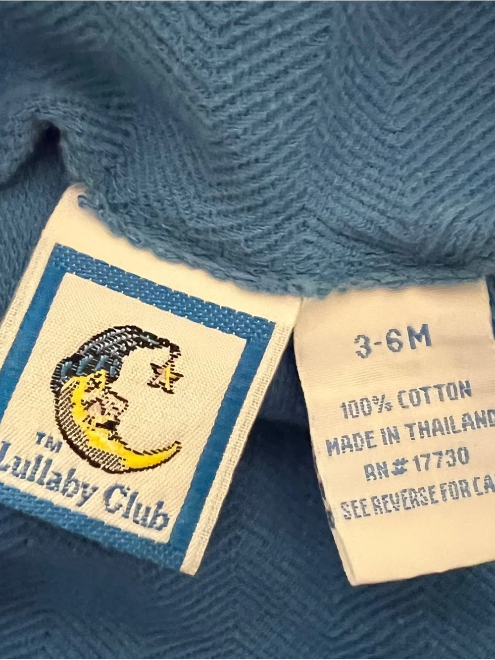 🦄 3/$36 Lullaby Club Vintage Romper Overalls Baby 3-6M Blue Herringbone Fish